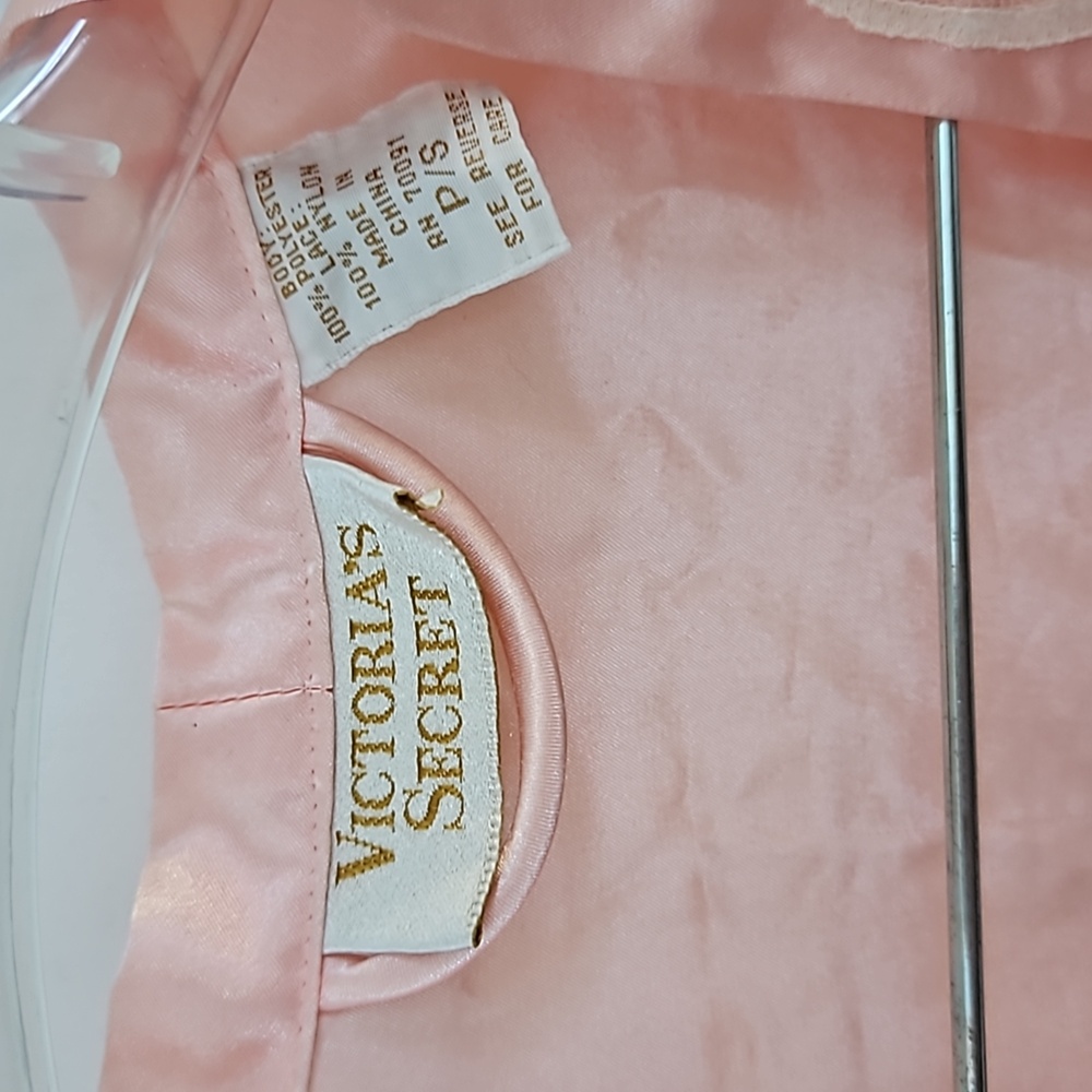 Vintage Victoria Secret Robe - Picture 6 of 8